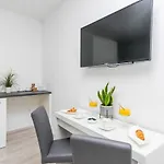 And Adriatic Apartamento *