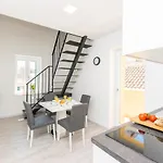 Apartamento And Adriatic *