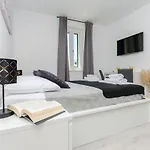Apartamento And Adriatic Šibenik