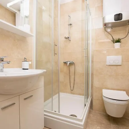 Apartament And Adriatic Szybenik