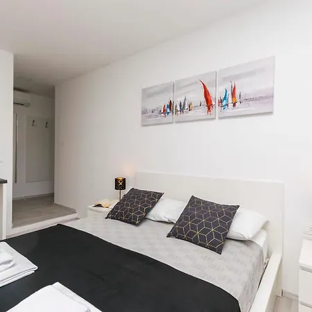 And Adriatic Lägenhet Šibenik