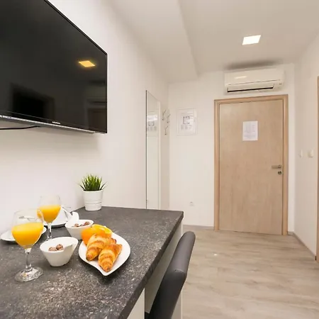 Apartment And Adriatic