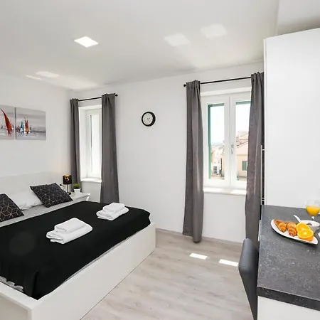 And Adriatic * Szybenik