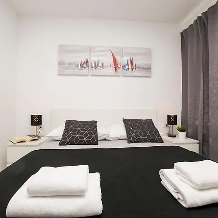 Apartment And Adriatic *
