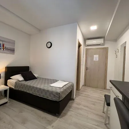 Apartment And Adriatic *