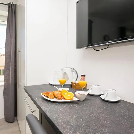 Apartament And Adriatic Szybenik