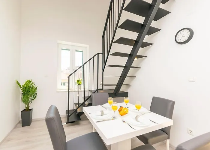 Apartment And Adriatic