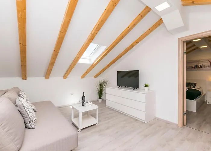 Apartment And Adriatic *