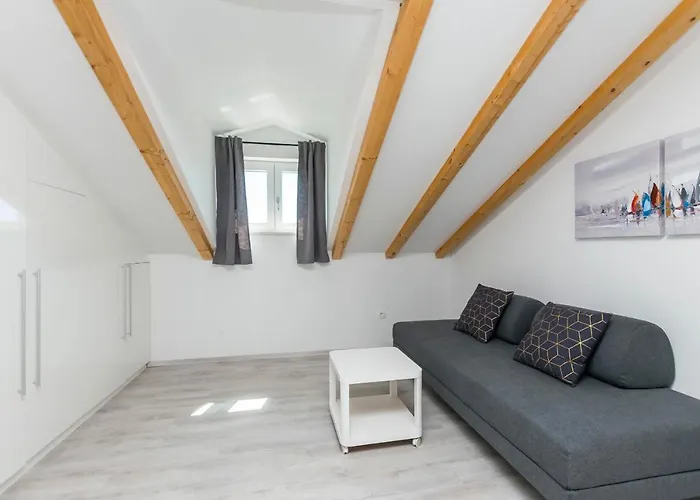 Apartment And Adriatic *