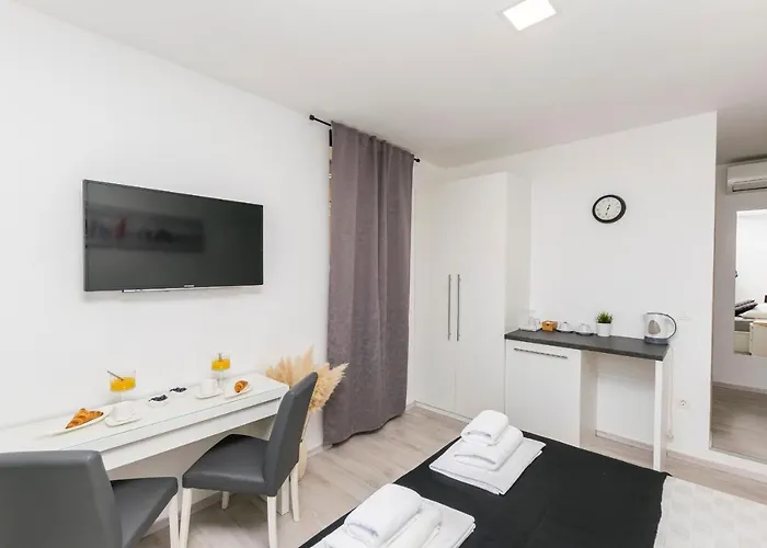 And Adriatic * Šibenik