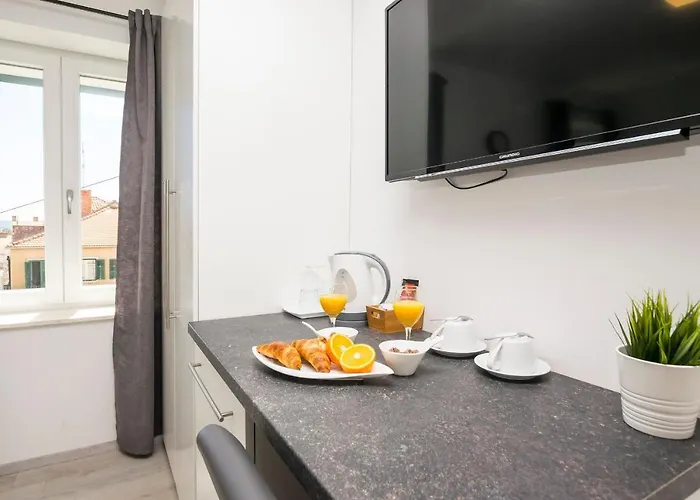 Apartment And Adriatic Sibenik